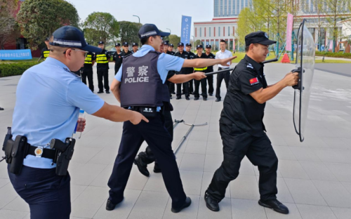 宜宾工业职业技术学院 防暴恐安全培训